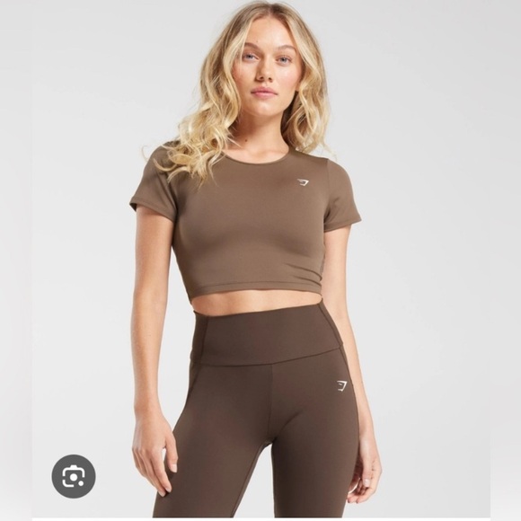 Gymshark Tan Short sveryday  Cap sleeve t shirt size small - Picture 7 of 7